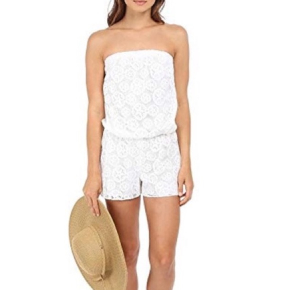 Lilly Pulitzer White Lace Strapless Romper Size Medium - Damaged